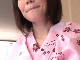 温泉宿で一人暇そうな奥様をナンパ！旦那のいない隙に他人棒でイキ果てる不貞妻！