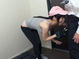 ピタパン女配達員 押しウリ即ハメデリバリー！私の本番お届けします！！ みう（20）